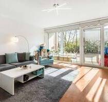Helle Drei-Zimmer-Wohnung in Neuss mit Loggia, Aufzug und Stellplatz