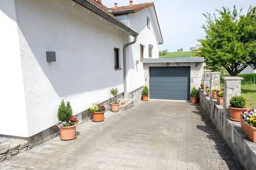 Garage - 