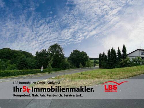 Grundstück - Potenzial für ein Mehrfamilienhaus mit 6 Wohneinheiten