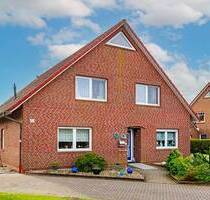 Familienfreundliches EFH mit 2 Kaminen, Glasfaser & Einliegerwohnung - Top-Lage nahe Nordsee - Esens