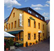 Hotel mit Restaurant und modernes Wohn-Gäste-Haus in der Fußgängerzone in Mettlach