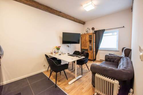 Wohn_Küche H5 - Stilvolle Altbauwohnung nach umfassender Kernsanierung