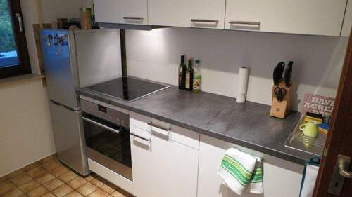 Einbauküche mit Kühlschrank - 