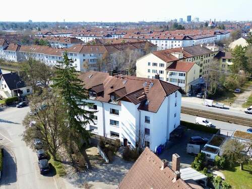 Wohnanlage mit Blick über das Viertel - 