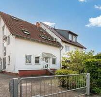 Doppelhaushälfte mit hochwertiger Ausstattung und besonderer Architektur - Groß-Gerau