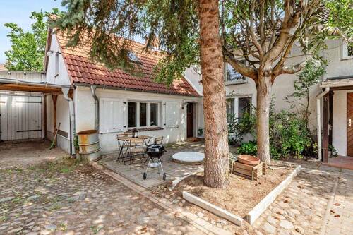 remove.photos-cleanup (3).jpg - Charismatischer 3-Seitenhof mit Entwicklungspotenzial