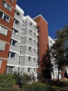 Ansicht - Sanierte 3-Zimmer-Wohnung - 966,00&nbsp;EUR Kaltmiete, ca.&nbsp; 78,00&nbsp;m&sup2;&nbsp;Wohnfl&auml;che