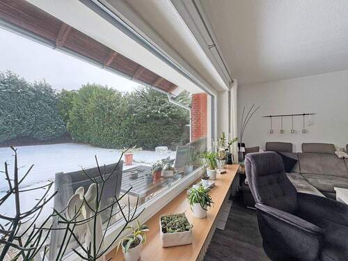 Wohnzimmer - 6 Zimmer Einfamilienhaus in Lübbecke