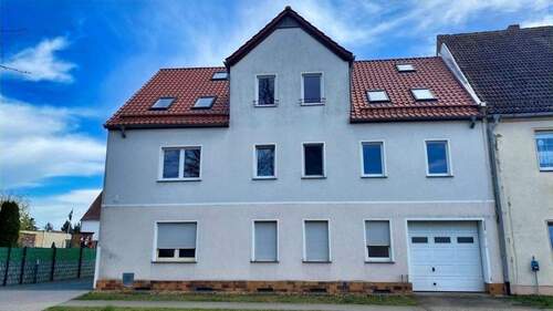 Außenansicht - 1 Zimmer Mehrfamilienhaus, Wohnhaus zum Kaufen in Arzberg