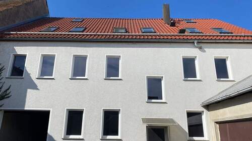 Hofansicht - 1 Zimmer Mehrfamilienhaus, Wohnhaus in Arzberg