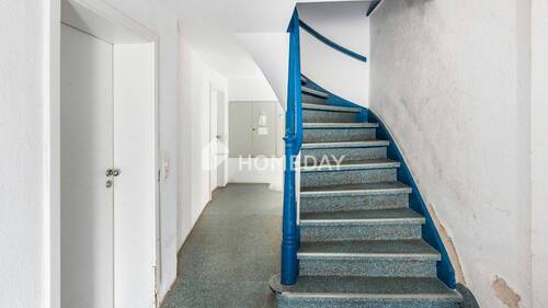 Treppenhaus 1 - Etagenwohnung mit 52,00 m&sup2; in Naumburg zum Kaufen