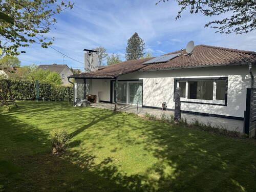 Hausansicht hinten - Einfamilienhaus mit 174,00 m&sup2; in Asbach zum Kaufen