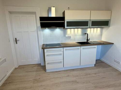 Küche - Platz f. Waschmaschine - 