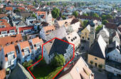 Grundstück + Gebäude - 1 Zimmer Mehrfamilienhaus, Wohnhaus in Weißenhorn