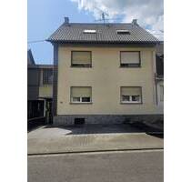 Vermietetes 2 Familienhaus mit Garten und Stellplätze in 66359 Bous zu verkaufen