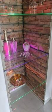 Vitrine in der Flur - 