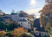 Blick auf Treppenviertel und Elbe - Rarität am Süllberg: Einfamilienhaus mit herrlichem Garten und Elbblick
