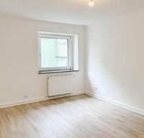 Modernisierte Wohnung in zentraler Lage mit Einbauküche - Düsseldorf Stadtmitte