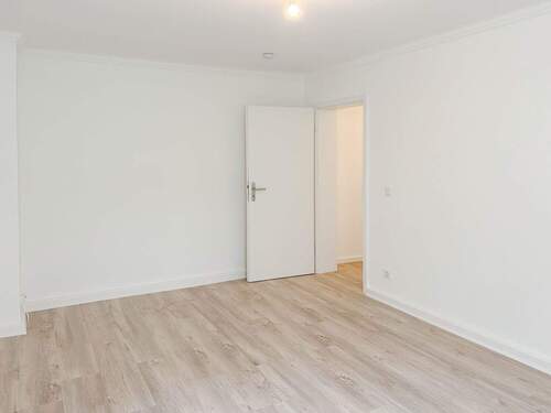 Wohn-/Schlafbereich - 1 Zimmer Etagenwohnung in Düsseldorf