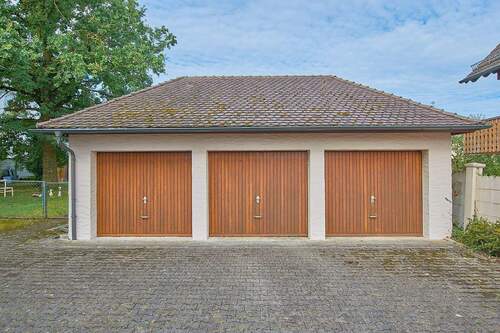 Garage - 