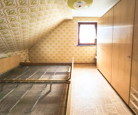 OG Drittes von drei Zimmern im Obergeschoss - 