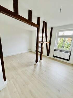 Zimmer - 4 Zimmer Etagenwohnung zur Miete in Schwerin