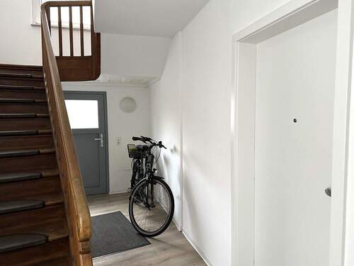 Der Eingang in die ... - 7 Zimmer Mehrfamilienhaus, Wohnhaus in Bad Honnef