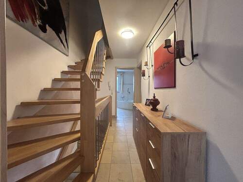 Treppenhaus - Reihenendhaus mit 100,00 m&sup2; in Ingolstadt zum Kaufen