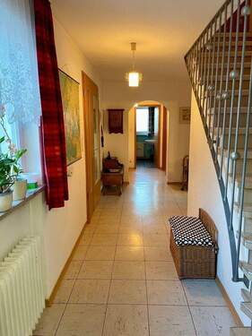 Diele EG - 5 Zimmer Mehrfamilienhaus, Wohnhaus in Niedereschach-Schabenhausen