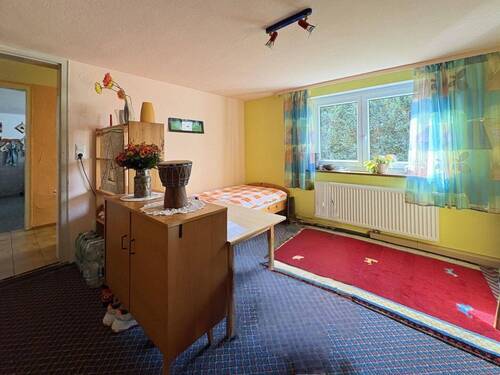 Büro / Gästezimmer EG - 