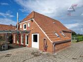 Rückansicht mit Terrasse - 