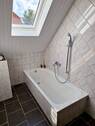 Bad mit Badewanne - 