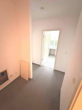 Flur mit Stil – der Weg ins Glück - 2 Zimmer Terrassenwohnung zur Miete in Berlin