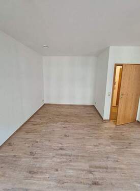 Zimmer - 1 Zimmer Etagenwohnung zur Miete in Chemnitz