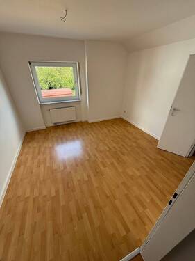 2. Zimmer (2) - 