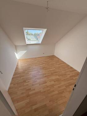 3. Zimmer (1) - 