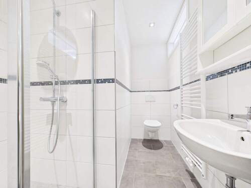 CAM05322G0-PR0021-STILL012.jpg - 