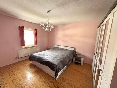 Schlafzimmer OG - 5 Zimmer Einfamilienhaus in Nusplingen