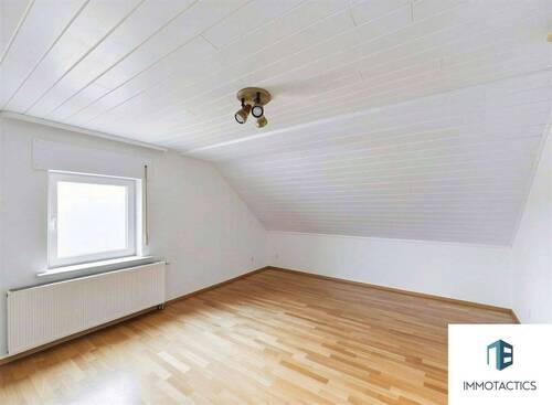 Schlafzimmer DG (KI-generiert) - 