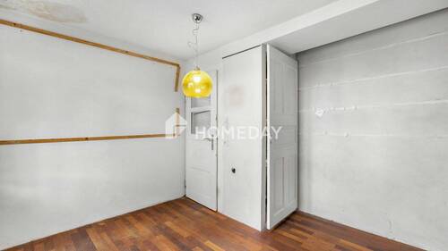 1. OG Schlafzimmer 1 2 - 