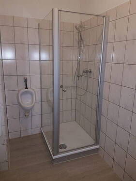 Hinten Anbau - Gewerbeobjekt (Büro, Produktion, Verkauf) in Bergheim