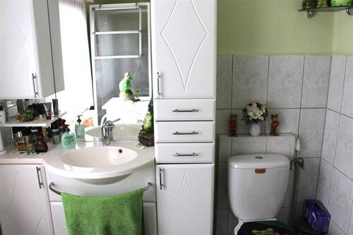 Details Bad/ WC - 