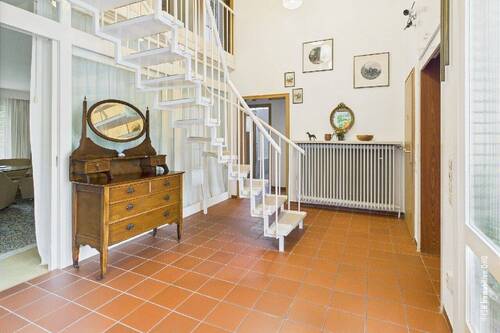 Flur EG - 6 Zimmer Einfamilienhaus zum Kaufen in Stade