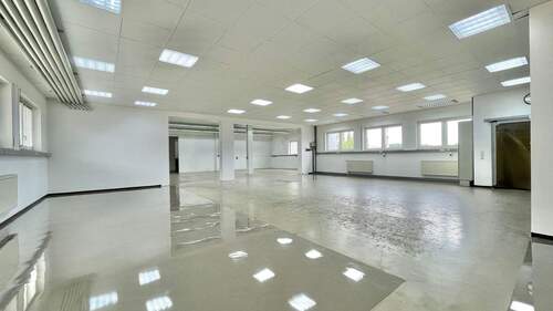 Fertigungshalle Altbau - 