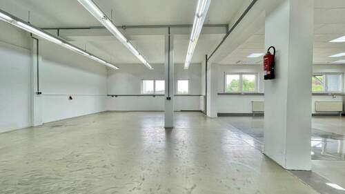 Fertigungshalle "Neubau" - 