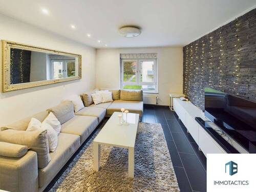 Wohnzimmer - 5 Zimmer Etagenwohnung zum Kaufen in Bad Kreuznach