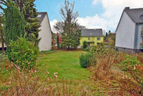 Grundstück - Grundstück zur Neubebauung - 420.000,00 EUR Kaufpreis, ca.  0,00 m²