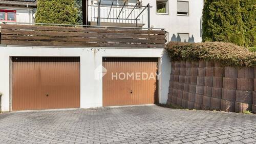 Garage - 1 Zimmer Mehrfamilienhaus, Wohnhaus zum Kaufen in Bad Soden-Salmünster