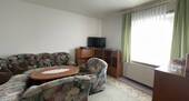 am WZ angrenzende gute Stube - 