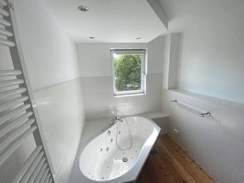 Whirlpool-Badewanne - 